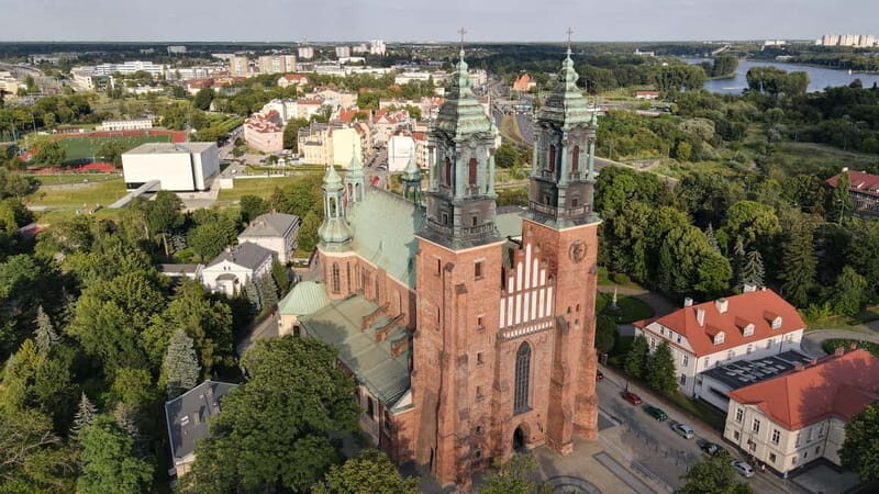 The Roots of Poznań (small group) - Ostrów Tumski and the Cathedral Island start