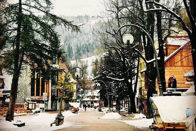 Thermal Pools and Zakopane Day Tour with Cable Car - Kraków to Zakopane: a smooth start with a small group