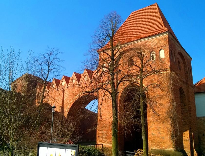 Torun Living Museum of Gingerbread and Old Town Private Walk - Who should book this private Toruń gingerbread and Old Town walk