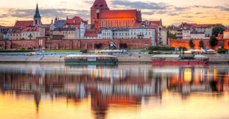 Torun Old Town Highlights Private Walking Tour - What you get for the money: value beyond the headline price