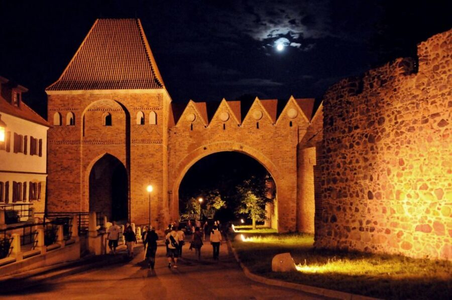 Torun: Private Walking Tour of a Medieval Town - UNESCO Gothic Toruń: Reading the Brick and Gothic Lines