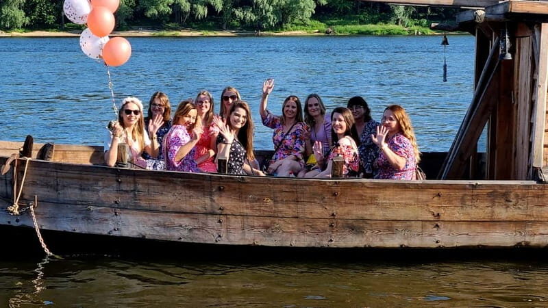 Toruń: Sightseeing Cruises on the Vistula River - The Live Polish Guide: Facts, Humor, and Real Engagement