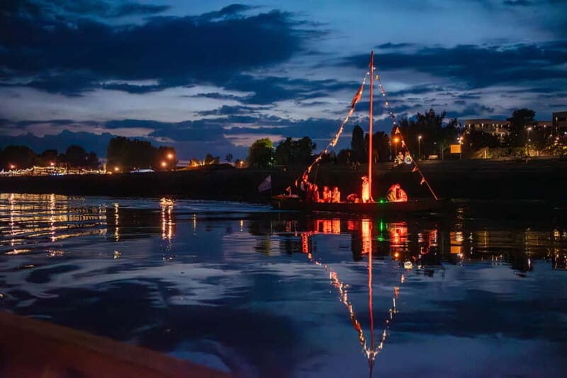 Toruń: Toruń at Night from a Boat on the Vistula - Key things to know before you go