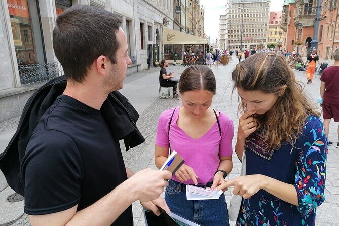 Undercover City Games: Wroclaw - Your Agent Briefing: Starting at the Football Fountain on Wita Stwosza