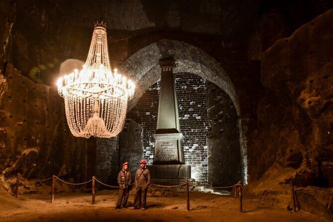 UNESCO Wieliczka Salt Mine Half-Day Tour from Kraków - The Stairs Down to Level One: 64 Meters Underground
