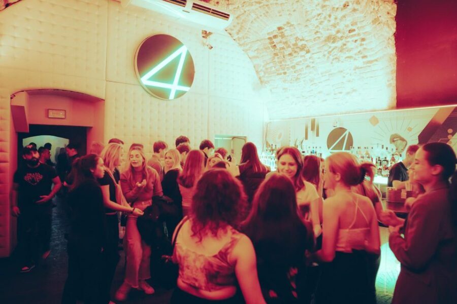 VIP Club Entry and Booth Booking - Who This VIP Package Suits Best