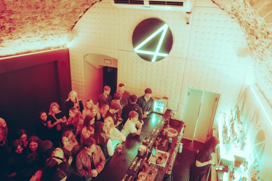 VIP Club Entry and Booth Booking - From Meeting Point to Separate Entrance: How Your Night Starts