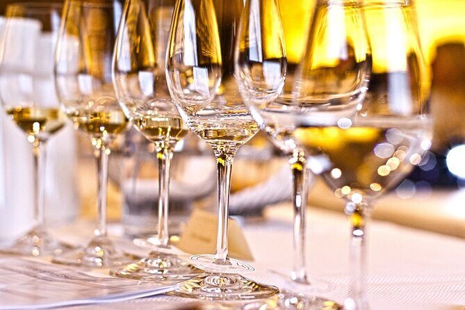 Visit to a local Vineyard - Group Size and the Private Advantage