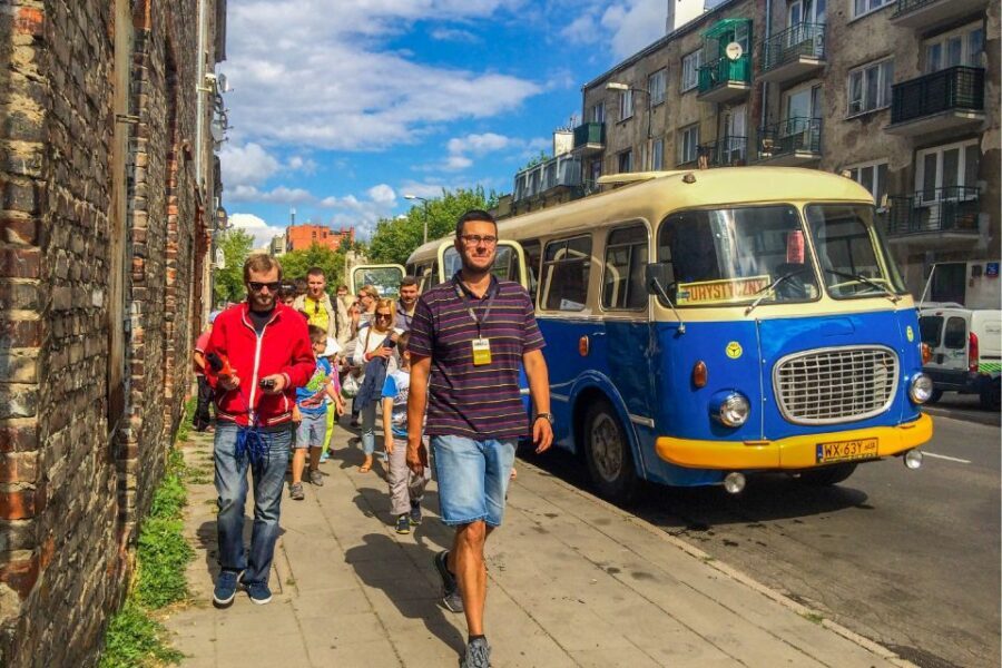 Warsaw: 2.5-Hour Dark Side - Praga District by a Retro Bus - Key things you’ll notice on this Praga Dark Side bus tour