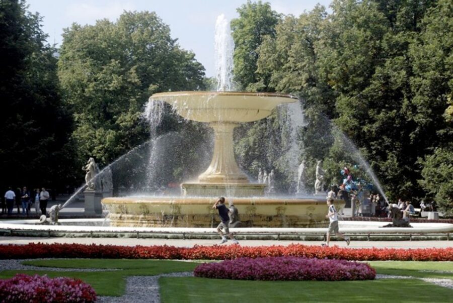 Warsaw: 2-Hour Chopin's Life Walking Tour - Chopin Museum: The Interactive Finish (and the 2026 closure note)