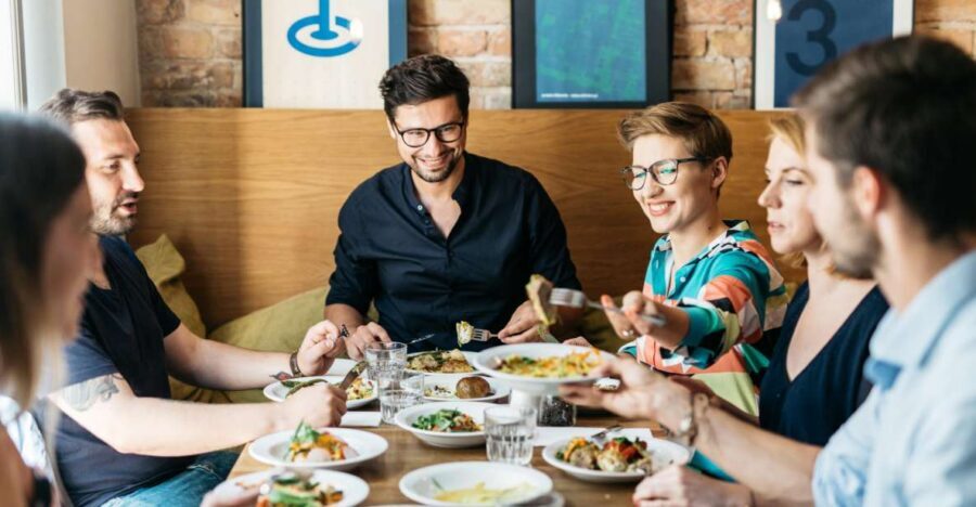 Warsaw: 4-Hour Polish Food Tour - Starting at the Charles de Gaulle roundabout: finding the group fast