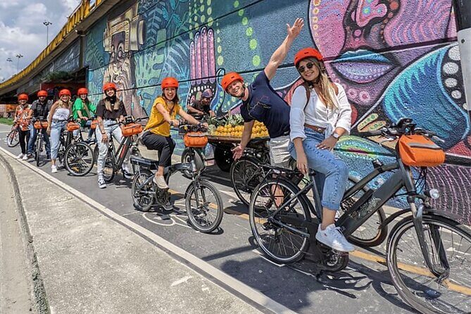 Warsaw Bike Tour: Old Town Guided Tour - 90 Minutes of Magic! - Key things that make this Warsaw bike tour worth your time