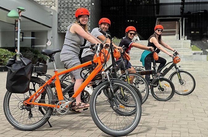 Warsaw Bike Tour: Old Town Guided Tour - 90 Minutes of Magic! - How guides like Nikita and Johan make the history feel usable