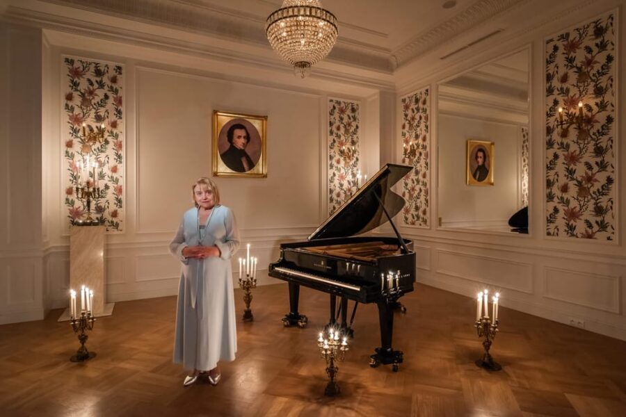 Warsaw: Candlelight Concert at Fryderyk Concert Hall - Entering the Room: Arrival, Seats, and the Candlelight Mood