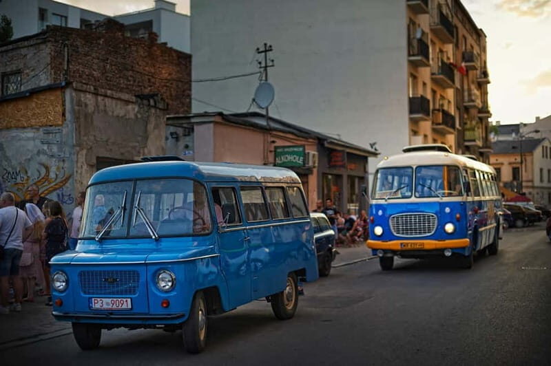 Warsaw: "Cheers on Wheels" Vodka Tasting Tour by Retro Bus - Price and value: what $53 really buys you