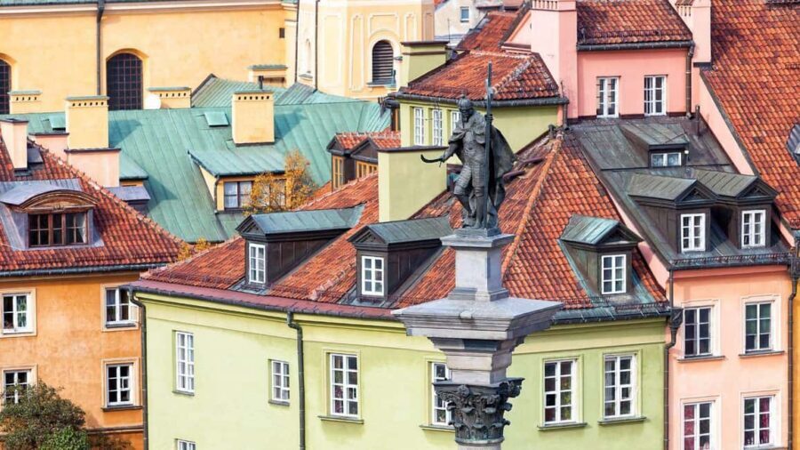 Warsaw: City Game – Discovering Famous Polish Heroes - The bonus restaurant side quest: where the game turns local