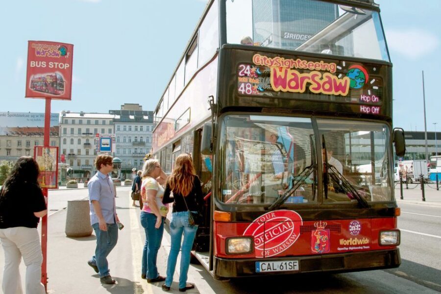 Warsaw: City Sightseeing Hop-On Hop-Off Bus Tour - Red vs Blue Passes: How to use hop-on without getting stuck waiting
