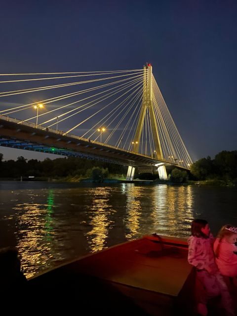 Warsaw: Evening Vistula Cruise with Welcome Drink - The Old Town and Royal Castle views you get without the cold footwork