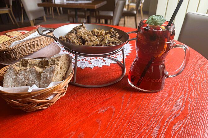Warsaw Food Tasting Tour of Hidden Gems (Small Groups) - Polish Dessert Stop at Chmielna 13: Sernik or Makowiec