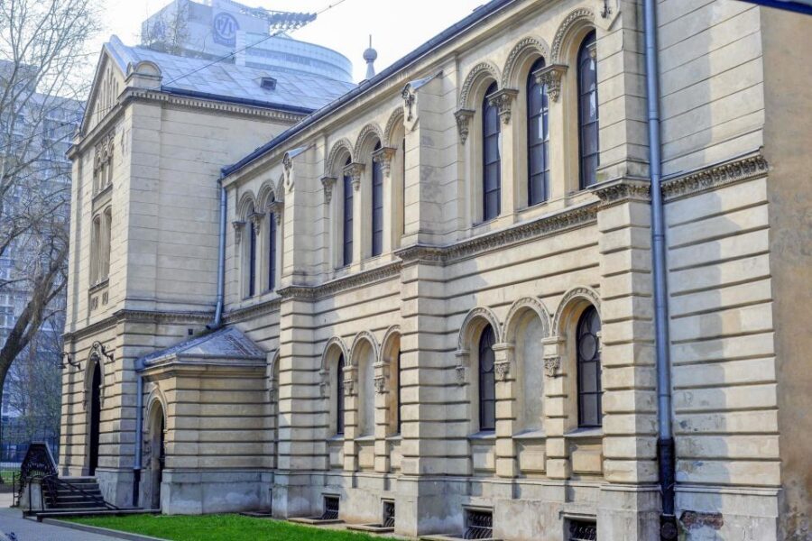 Warsaw: Ghetto, Jewish Cemetery & POLIN Museum Private Tour - Private guide in your language: why it matters on tough topics
