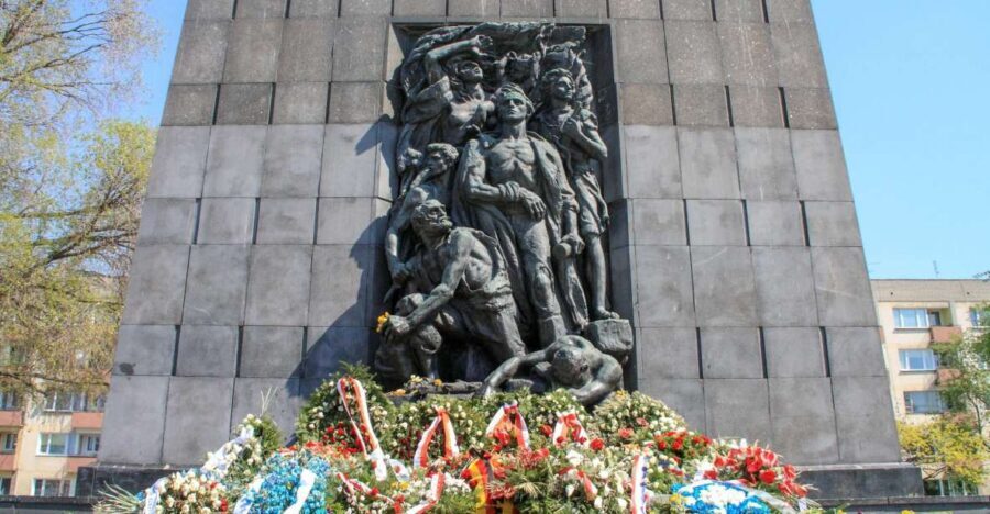 Warsaw: Ghetto, Jewish Cemetery & POLIN Museum Private Tour - Warsaw Ghetto Uprising, from the Monument to the departure point at Umschlagplatz