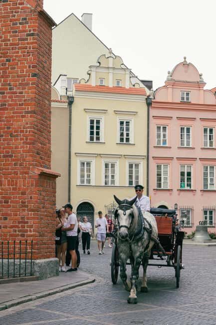 Warsaw: Guided Walking Tour with a Private Chopin Concert - Royal Route Stroll: Where Legends and Power Walk Side by Side