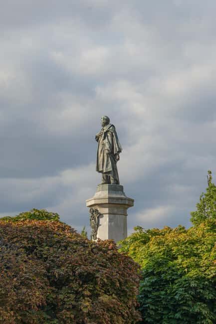 Warsaw: Guided Walking Tour with a Private Chopin Concert - Price and Value: Why $72 Can Make Sense