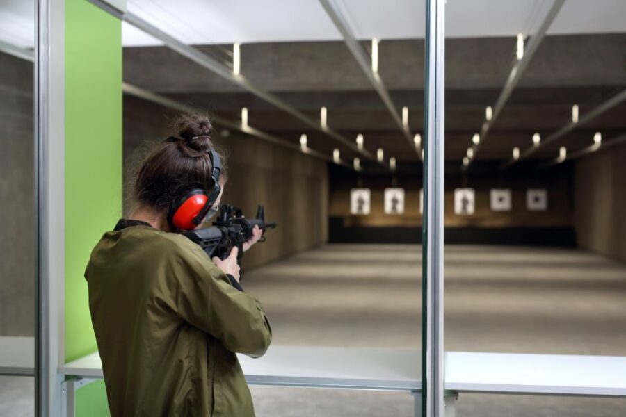 Warsaw: Gun Shooting Experience with Transfers - From hotel lobby to the range: how the timing really works
