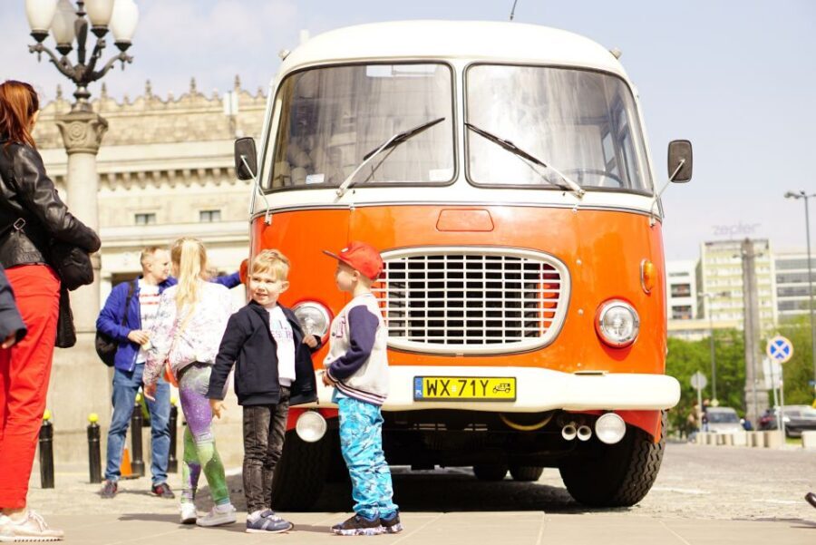 Warsaw: Highlights Guided Retro Bus Tour - Łazienki Park walk: Chopin, the Palace on the Isle, and the nuts detail