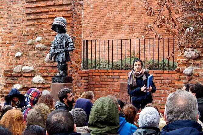 Warsaw in World War 2 Walking Tour - Presidential Palace area: Deutsches House and staged power