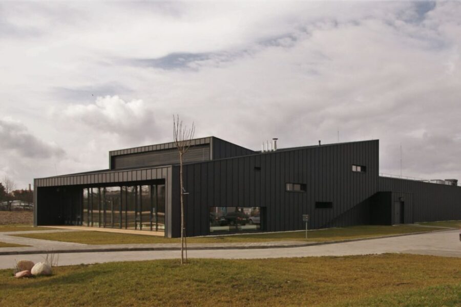 Warsaw: Indoor Shooting Range Experience - Who should book this (and who might skip it)