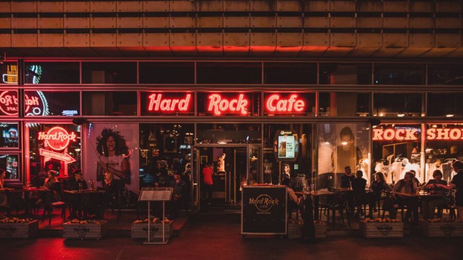 Warsaw: Lunch or dinner at Hard Rock Cafe with Skip-the-Line - Hard Rock Cafe Warsaw: an effortless location and an instant “music” vibe