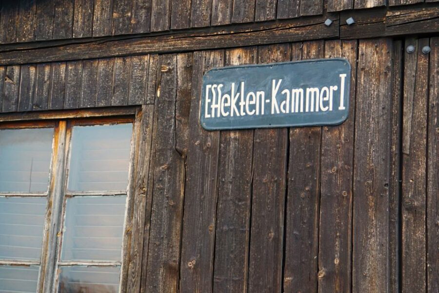 Warsaw: Majdanek Concentration Camp & Lublin Guided Day Tour - A Sobering Day Trip: Majdanek and Lublin in One Long Route
