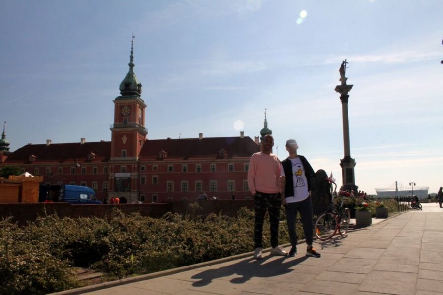 Warsaw Must-Sees: 4-Hour Private Tour by Retro Fiat - The Warsaw Ghetto Area and Grzybowski Square: History Done Carefully