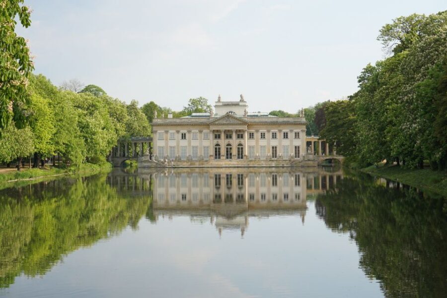 Warsaw Must-Sees: 4-Hour Private Tour by Retro Fiat - The 4-Hour Structure: Pickup to Old Town to Łazienki to Praga