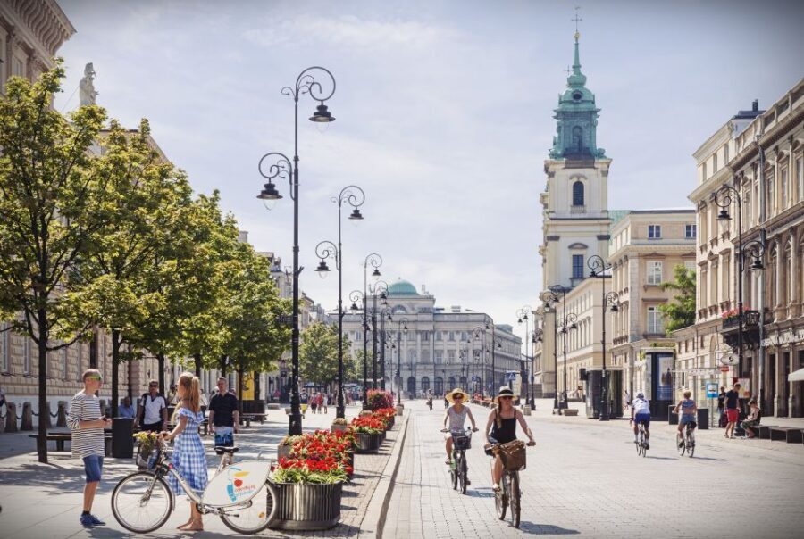Warsaw: Old and New Town Private Walking Tour - Old Town plus New Town in 4 hours: the smart value of a private walk