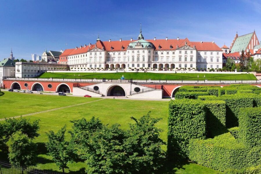 Warsaw: Old and New Town Private Walking Tour - Cathedral tombs, Krasinski Palace, and the Warsaw Uprising monument
