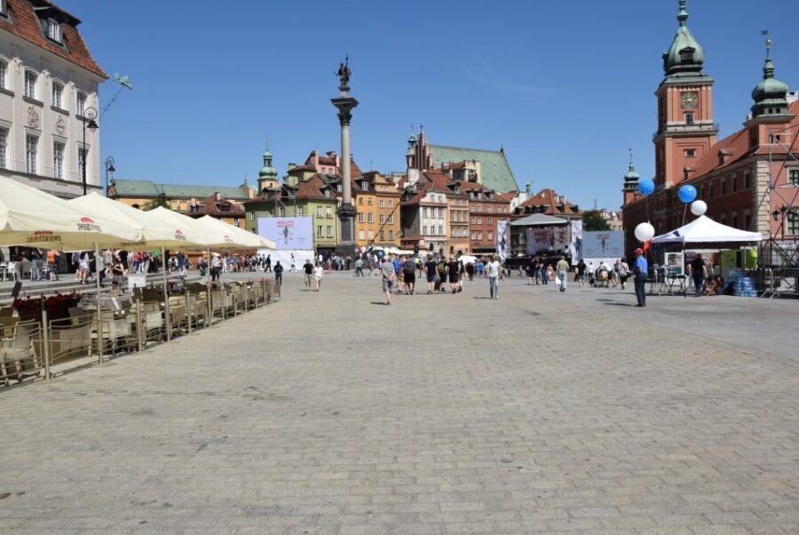 Warsaw: Old Town Guided Walking Tour - New Town Stops: Marie Curie’s Birthplace