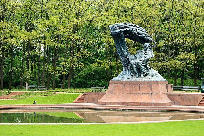 Warsaw Old Town with Royal Castle + Lazienki Park: SMALL GROUP /inc. Pick-up/ - Old Town on Foot: Mermaid, Barbican, and the Royal Route
