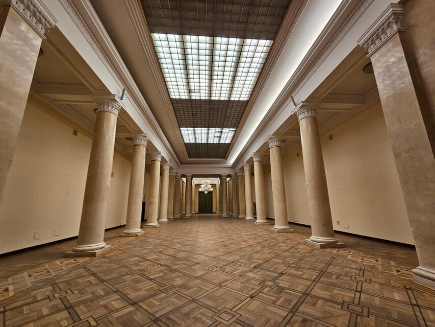 Warsaw: Palace of Culture and Science Guided Tour - The 30th-floor observation deck: your best shot at real wow-factor