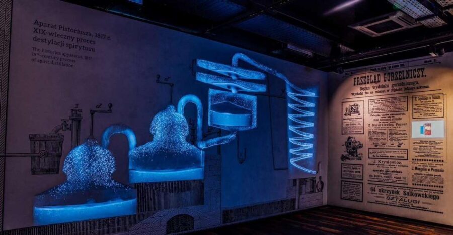 Warsaw: Polish Vodka Museum Tour with Tasting - Key highlights at a glance