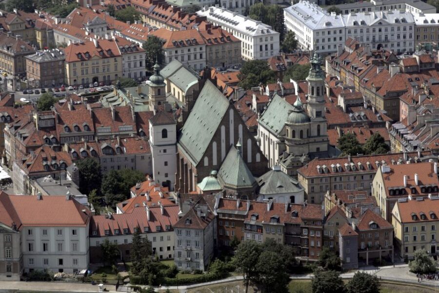 Warsaw: Private 3-Hour Sightseeing Tour by Car with Pickup - Marie Curie and Frédéric Chopin: Human Stories Behind the Landmarks