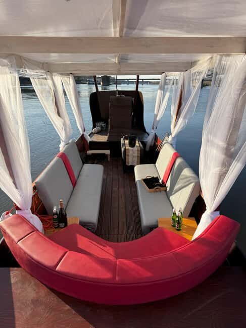 Warsaw: Private Gondola Cruise for Special Occasions - What’s included vs what you’ll likely bring