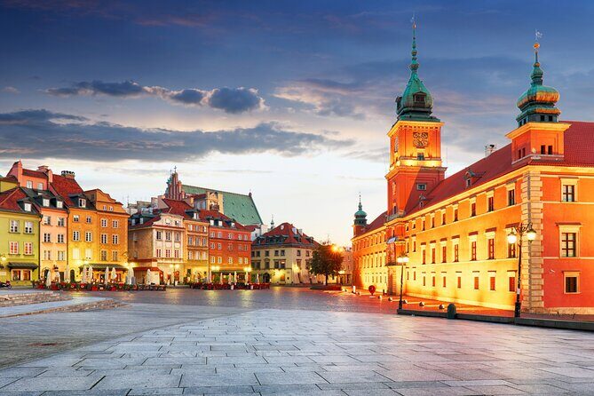 Warsaw Scavenger Hunt and Highlights Self Guided Audio Tour - Krasinski Palace: Turning a Landmark into a Puzzle
