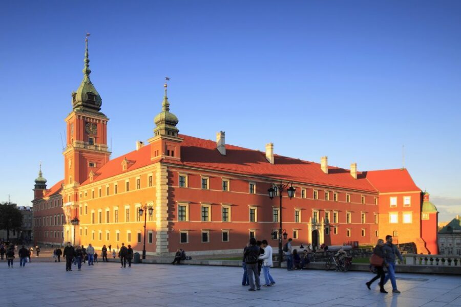 Warsaw: Skip-the-Line Royal Castle Guided Tour - Inside the Castle: Apartments, Chambers, and Painted Stories
