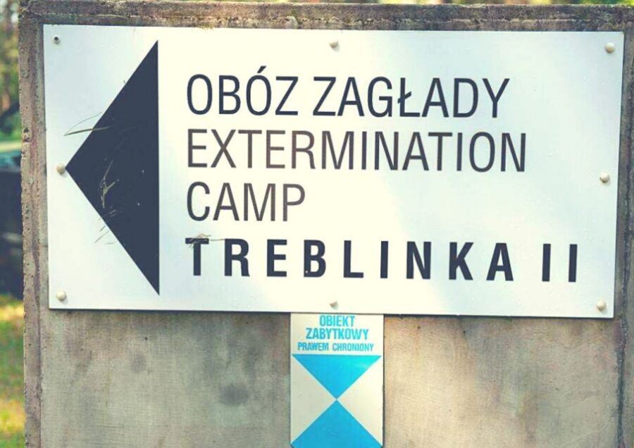 Warsaw: Small-Group Tour to Treblinka Extermination Camp - From Warsaw pickup to Treblinka: the ride matters