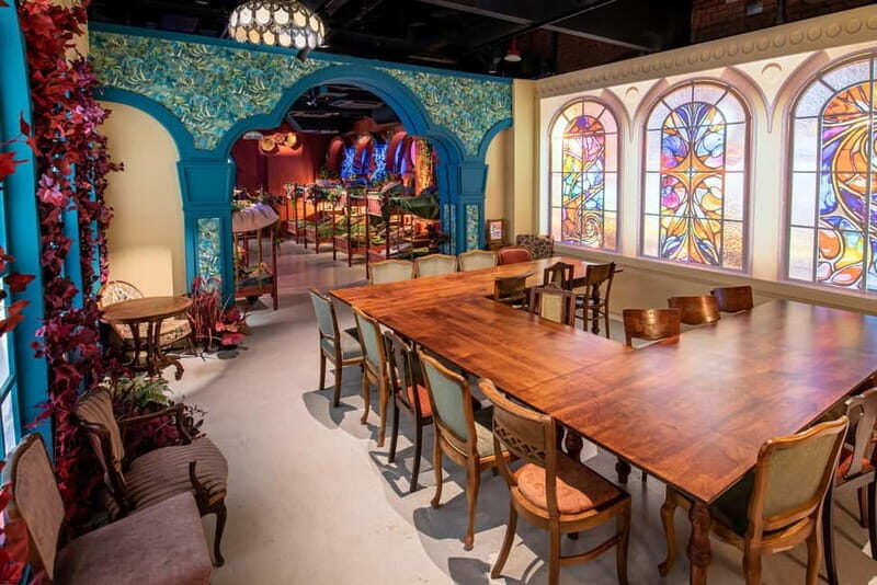 Warsaw: Visit a world of fairy tales and adventures - family - The Escape Room challenge: can you find Cinderella’s slipper?