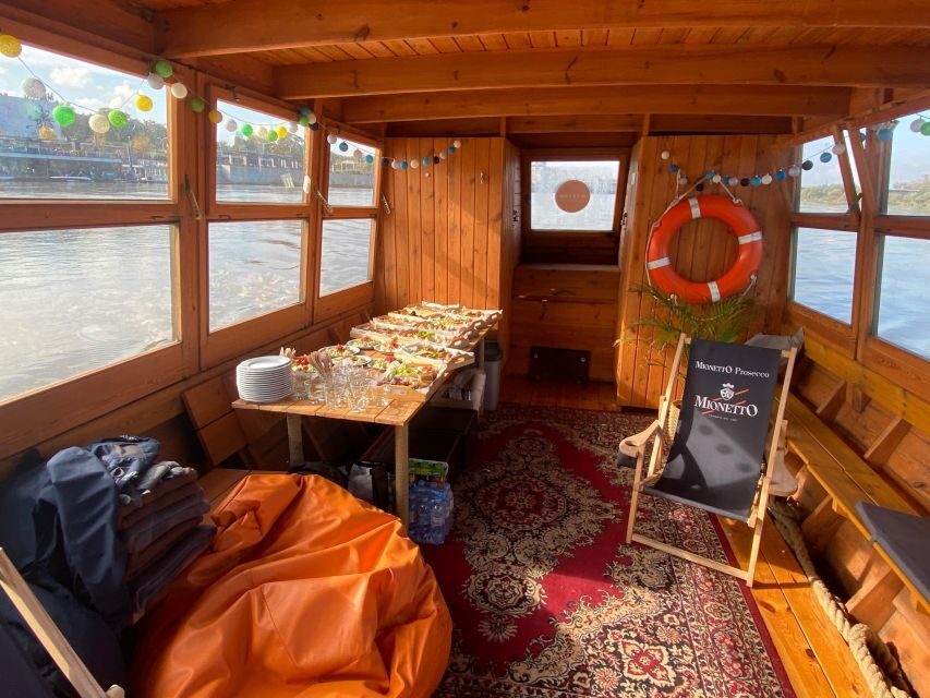 Warsaw: Vistula Cruise - Finding the Galar Wiślany at the Mermaid Monument