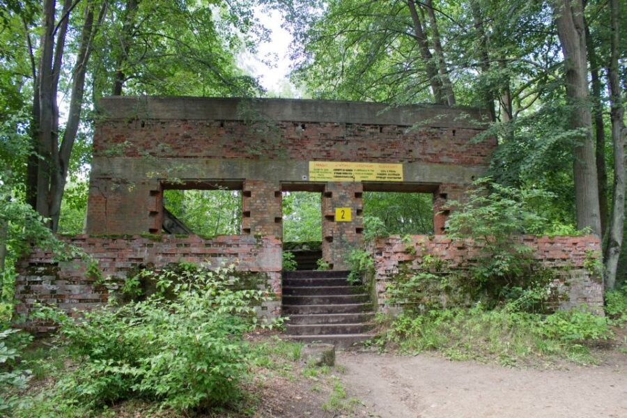 Warsaw Wolf’s Lair with St. Lipka and Mamerki Private Guided - Wolf’s Lair: where WWII decisions met engineered secrecy
