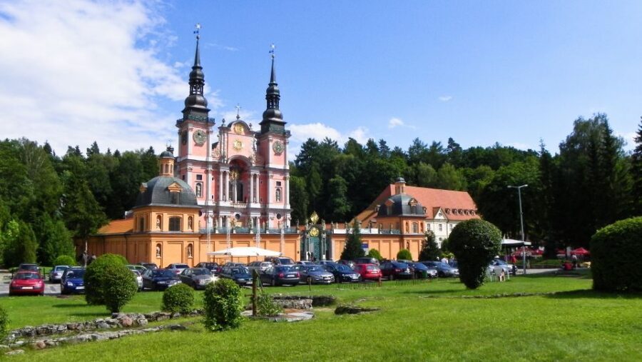 Warsaw Wolf’s Lair with St. Lipka and Mamerki Private Guided - What the Wolf’s Lair guide adds (and why it changes the day)